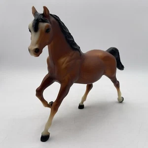 Breyer "Sugar" Chestnut Bay Intro '69 traditional model horse, Running Mare #124 - Picture 1 of 10