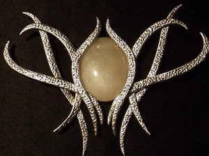 Noble Collection The Brooch of Galadriel Silverplate c 2013 The Hobbit LOTR - Picture 1 of 14