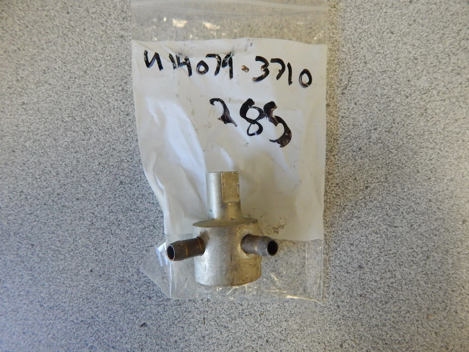 Kawasaki Jetski 1995-2003 Jetski SS STS Super Sport XI STX Holder - 14079-3710 - Image 1 of 1