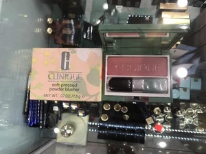 CLINIQUE SOFT PRESSED POWDER BLUSHER 04 PINK BLUSH 0.27oz - Picture 1 of 3