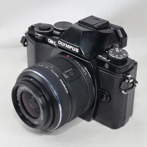 OLYMPUS OM-D E-M10 Spiegellose Kamera mit M.ZUIKO 14-42mm II R Objektiv Set - Bild 1 von 11