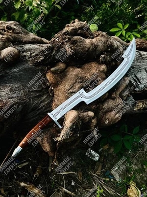 Fantasía artesanal curvada de acero utilería decorativa coleccionable con mango de madera Foto 1 de 4