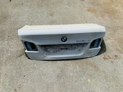 2011 2012 2013 2014 2015 2016 BMW M5 F10 550I 535I 528I TRUNK LID TAIL GATE - Image 1 of 4