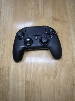 Controller cablato PS4 Nacon Revolution Pro 2  - Immagine 1 di 3
