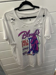 Torrid Blondie Relax Fit Distressed Tunic T-shirt Bright White Size 1X 14-16 - Picture 1 of 4