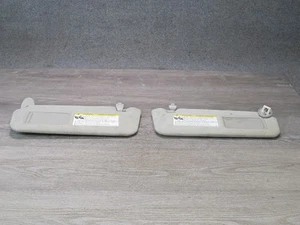 07-09 LEXUS UVF46 LS600h LS460 SET OF 2 FRONT LEFT & RIGHT SUN VISOR OEM - Foto 1 di 17