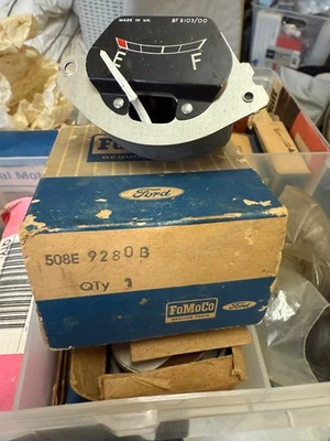 NOS 1960’s 70’s? Ford Thames or D series Smiths Fuel gauge 1960’s 508E 9280 B - Image 1 of 4