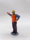 F1119 - Greenhills Painted TV Camera Man 1.32 Scale for Scalextric Carrera etc- 