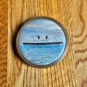 RMS Queen Elizabeth Souvenir Stratton Compact / Cunard Line - Picture 1 of 3