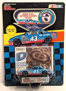 Racing Champions 1:64 1992 NASCAR Dover Downs Speedway Richard Petty - Imagen 1 de 2