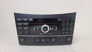 10-14 OEM Mercedes W207 W212 E350 E550 E63 Command Head Unit CD Changer Radio