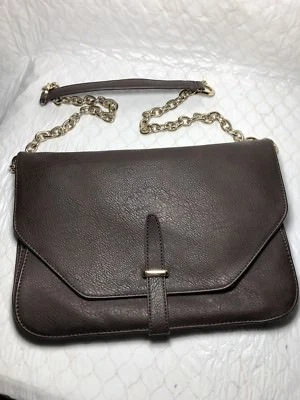 Bolso de hombro Izzy & Ali de cuero negro para mujer Foto 1 de 4