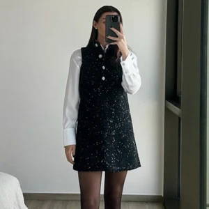 NWT ZARA Sequined Textured Mini Dress Black 9251/949 Size S - Picture 1 of 9