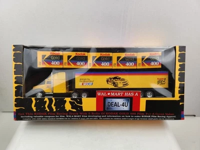 NASCAR Transporter Kodak con Film Racing Team Walmart Deal 4U 1995 Kodak  Foto 1 de 4