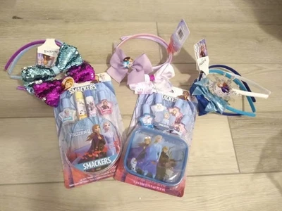 New Disney FROZEN 2 II 18 pieces Lip Smackers Nail Polish Hair Bow Headband Anna - image 1 of 4