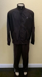 Nike Trainingsanzug Set Herren Gr. XXL Jacke & XL Hose braun mit grauen Seitenstreifen 2tlg - Bild 1 von 15