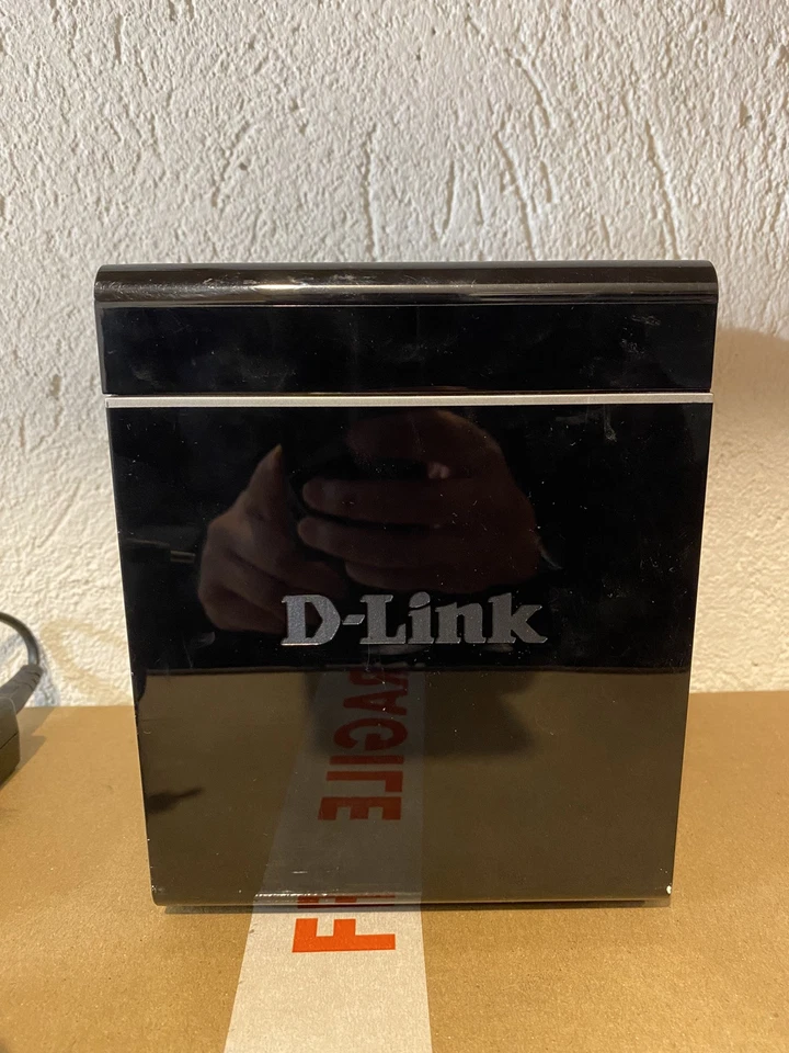 D-Link NAS DNS-320   2 X 1To  non funziona Due Hard Disk Funzionante 4 Otb - Imagen 1 de 4