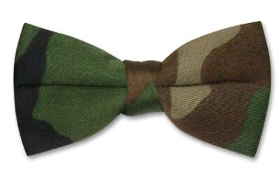 Conjunto de corbata y pañuelo de camuflaje militar verde oscuro COVONA para hombre Foto 1 de 3
