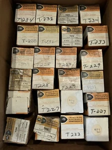 27 CTS Vintage NOS Rotary Switches T-234 T-232 T-233 T-235 T-229 Potentiometer - Picture 1 of 2