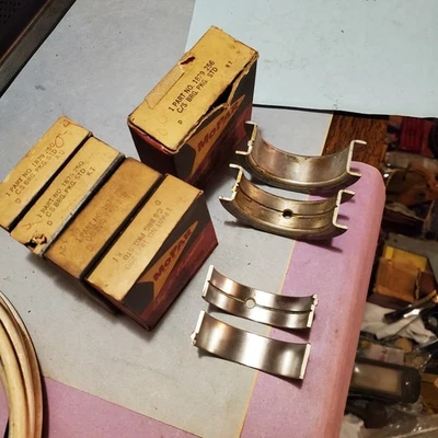 Juego de rodamientos principales Dodge/Ply/Chry/Desoto HEMI 331 Mopar 1953-55 NOS 1879250 y 256 Foto 1 de 2