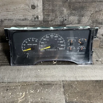 Cuadro medidor velocímetro instrumento GMC Yukon Tahoe Silverado 95-99 258 k millas Foto 1 de 4