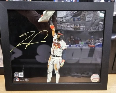 Ronald Acuna Jr SIGNED Autographed Atlanta Braves 8x10 Framed Photo Beckett - Image 1 of 2