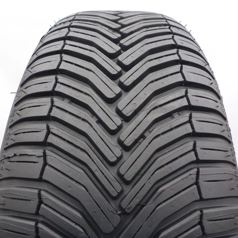 215 65 16 1x MICHELIN 215/65 R16 102V XL Ganzjahresreifen 2019 VOLL Ungebraucht - Bild 1 von 4