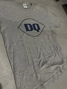 Vintage Dairy Queen Shirt | Medium | Grau - Bild 1 von 2