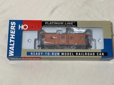 Walthers Milwaukee Road Rib Side Caboose Oil Version Orange End 932-7673 NOS NIB - Image 1 of 4