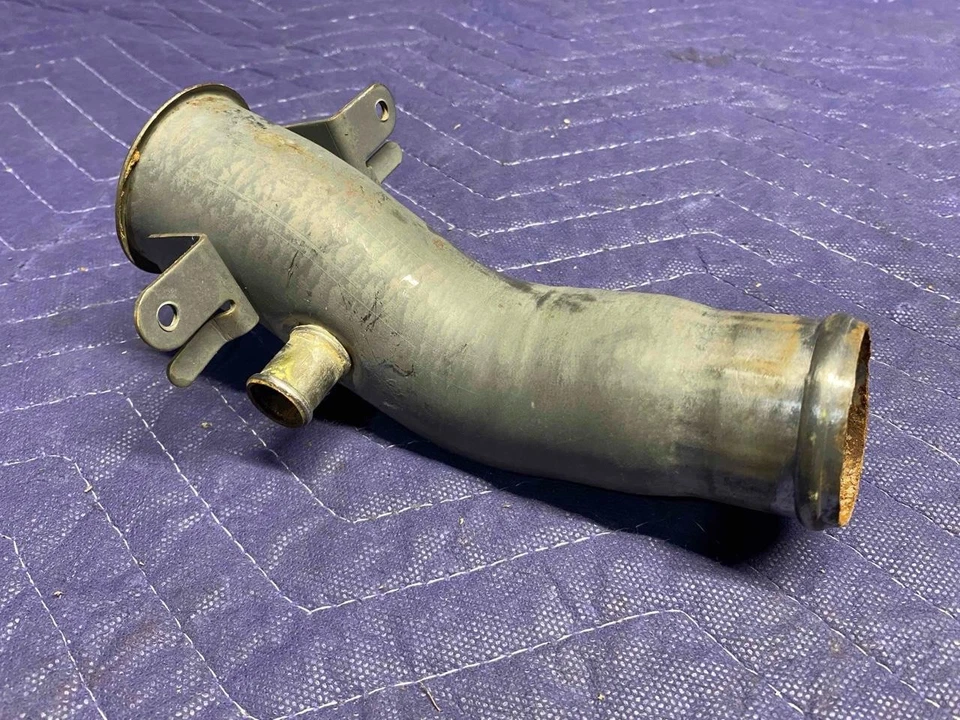 79-83 Chevy GMC 6.2 DIÉSEL CUELLO DE LLENADO DE COMBUSTIBLE camioneta carrocería cuadrada C/K 10 20 30 Foto 1 de 4