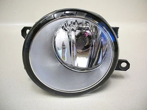 MATRIX VENZA COROLLA YARIS LEXUS 06 07 08 09 10 11 12 13 2013 FOG LIGHT OEM LH - Picture 1 of 3