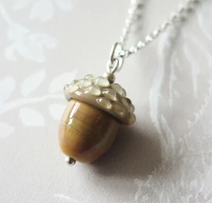 Solid 925 Sterling Silver & Caramel Swirl Glass Lucky Acorn Pendant Necklace - Picture 1 of 3