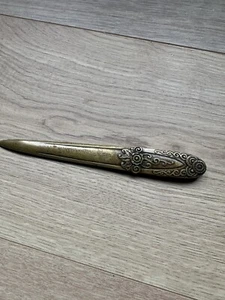 Alter Papierschneider Bronze signiert - Bild 1 von 8