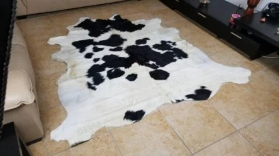 Nuevo Blanco Sólido y Negro Grandes Manchas Cuero de Vaca Real Grande 6'+ X 7'+ ¡Envío Gratis!! Foto 1 de 4