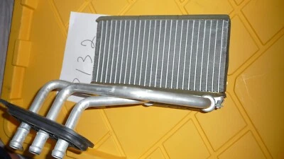 Núcleo calefactor delantero HVAC para BMW 128i 135i E82 328i 335d E90 335i xDrive M3 E92 X1 Foto 1 de 2