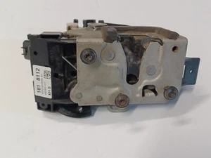 05 Ford FOCUS Power door Latch Front Right Passenger - Picture 1 of 6