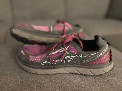 Altra Lone Peak 3.5 Women’s Trail Running Shoes Black Pink Zero Drop, mountains - Image 1 of 4