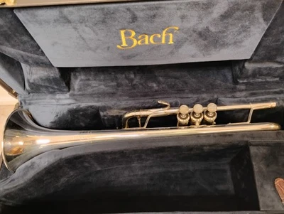 Bach Stradivarius Model 229 C Trumpet W/Case - Image 1 of 4