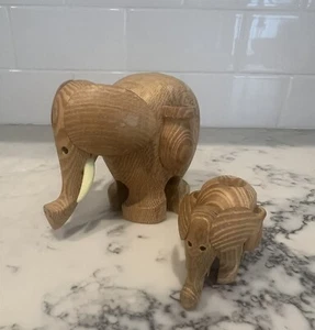 2er Set Vintage HANDGESCHNITZTE Holz ELEFANT Zahnstocher Halter MCM Boho - Bild 1 von 6