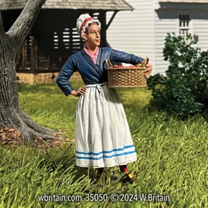 W.Britain 35050 Mary mit frischen Erdbeeren, Frau aus dem späten 18. Jahrhundert (Großbritannien) - Bild 1 von 2