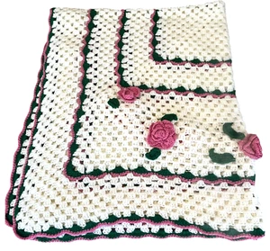 Manta afgana vintage hecha a mano ganchillo 3D rosa cottagecore 52 x 62 - Imagen 1 de 8