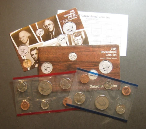 1985 United States Mint Uncirculated Coin Set - 10 Coin Set -  *Free Shipping* Cover