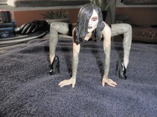 Design Toscano Mistress Arachne Sculpture-Resin Good Condition