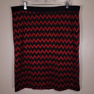 Sunny Leigh Size XL Red/Black Chevron Metallic Lined Straight Skirt Knee Length - Picture 1 of 6
