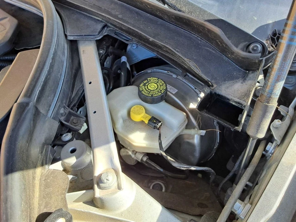 Power Brake Booster With Sport Brake Fits 17-20 BMW 530i 5152937 - Image 1 of 4