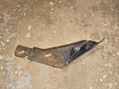 Soporte de parachoques delantero Buick Skylark GS LH 1971-1972 lado del conductor Foto 1 de 3