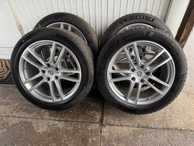 Original Porsche Cayenne 20" 9Y3 E3 Winterräder 7m DOT23 Sport Plus Winterreifen - Bild 1 von 4