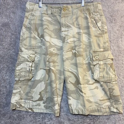 Arizona Jeans light tan Camouflage Longer Cargo Shorts Boys Size 18 Husky USED  - Image 1 of 4