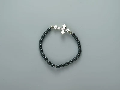Pulsera de cuentas de hematita con dije de cruz de plata joyería religiosa cristiana Foto 1 de 4