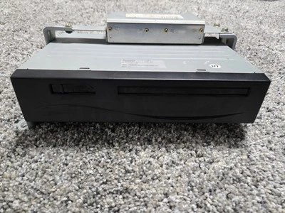 Lexus SC430 2003 2004 navegación GPS reproductor de transmisión OEM 86841-33060 - ¿Piezas? Foto 1 de 4